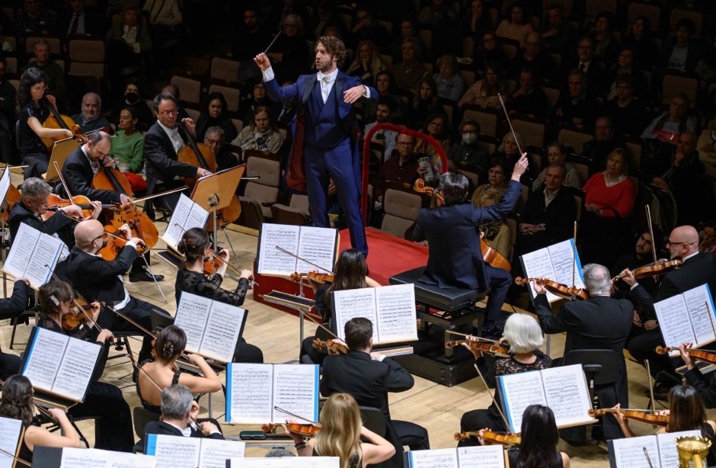 Lorenzo Viotti, Gautier Capu&ccedil;on y la Filarmonica della Scala &copy; Rafa Mart&iacute;n | Iberm&uacute;sica