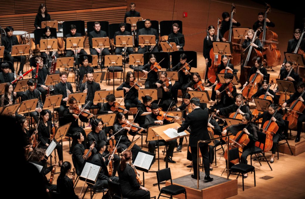Colburn Orchestra &copy; Timothy Norris