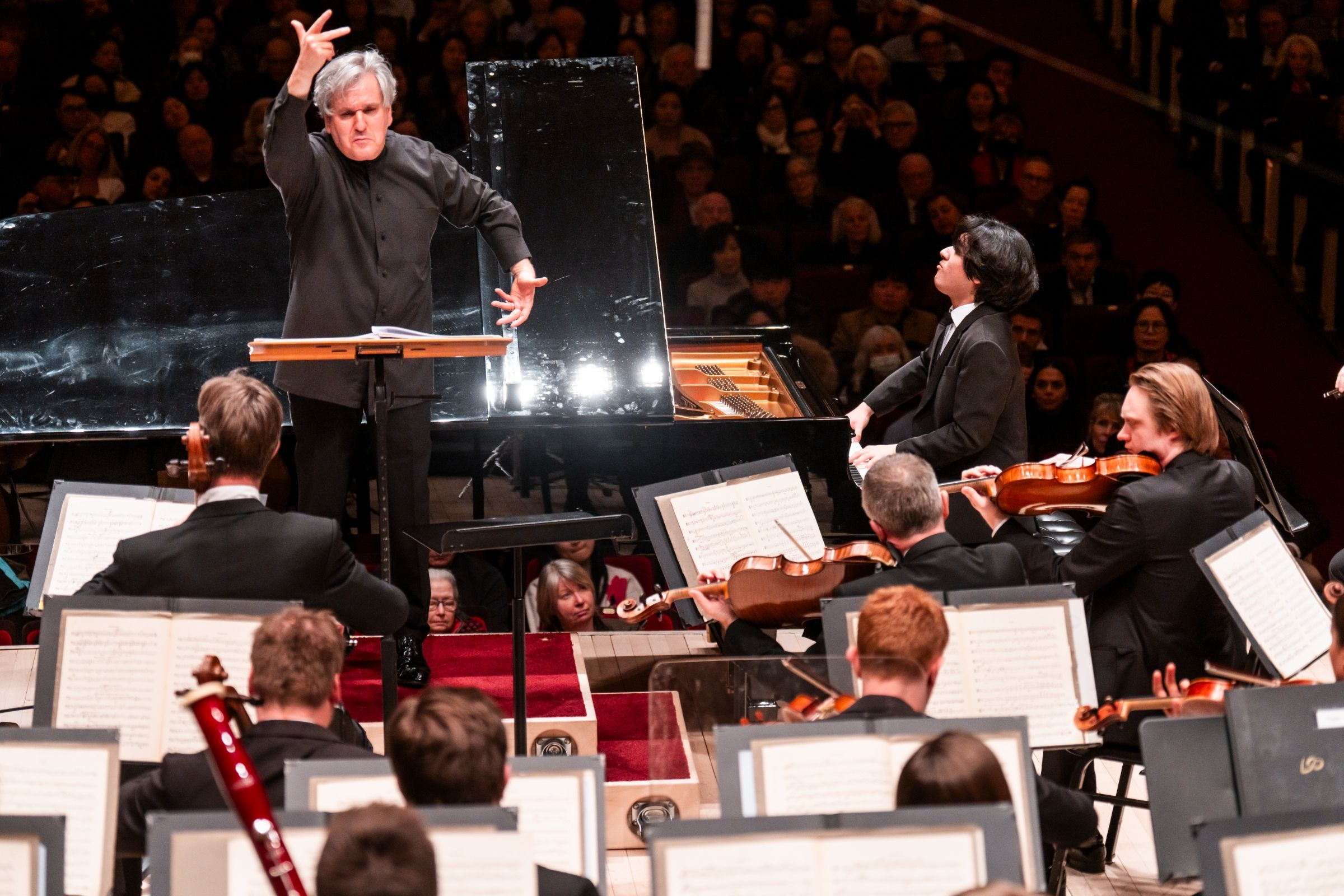 Sir Antonio Pappano, Yunchan Lim and the London Symphony Orchestra &copy; Chris Lee