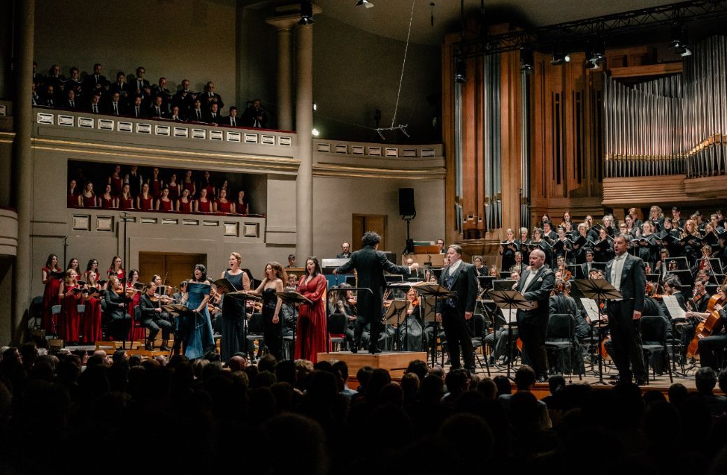 Alain Altinoglu dirige la <i>Huiti&egrave;me Symphonie</i> de Mahler &agrave; Bozar &copy; Vincent Callot