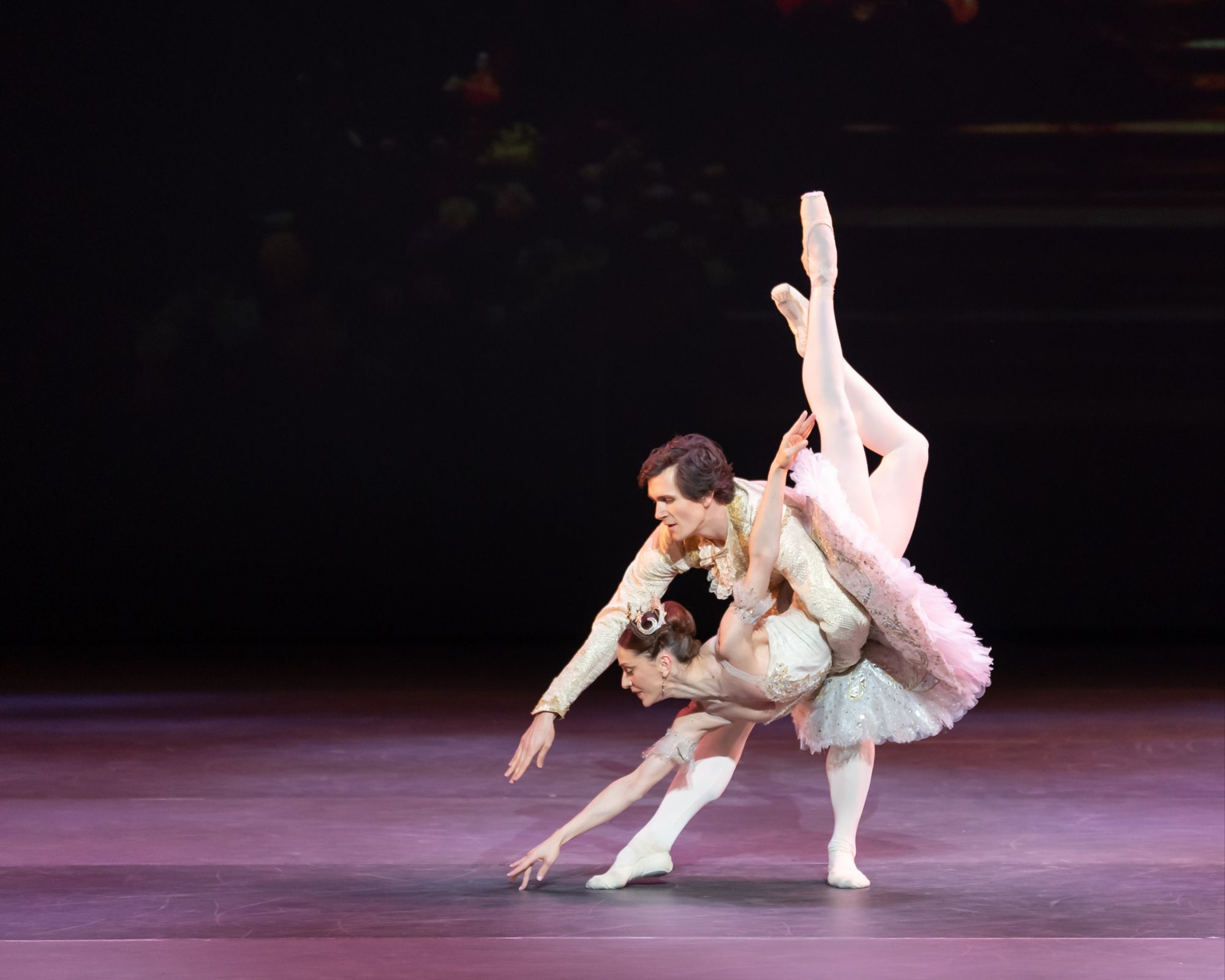 Marianela Núñez and William Bracewell in <i>The Sleeping Beauty pas de deux</i> &copy; Jack Devant