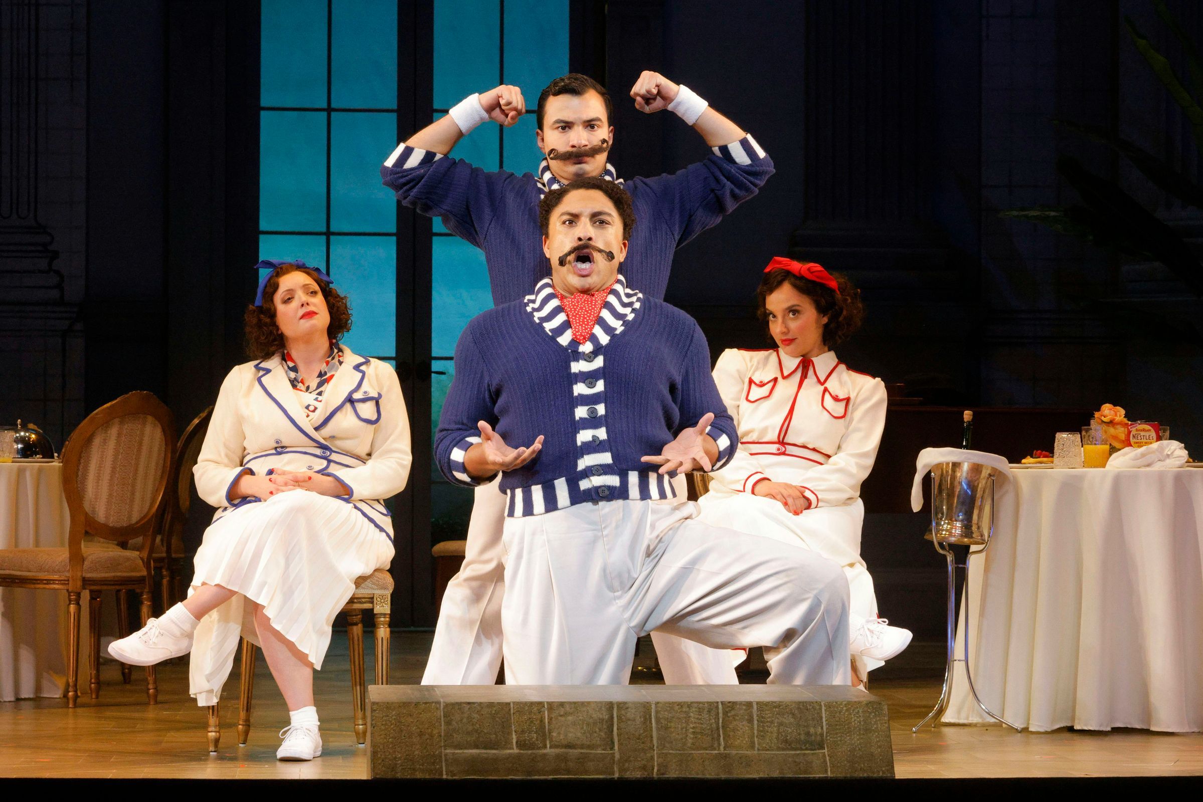 <i>Così fan tutte</i> at LA Opera &copy; Cory Weaver