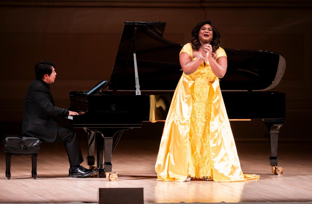 Lang Lang and Angel Blue in Carnegie Hall &copy; Chris Lee