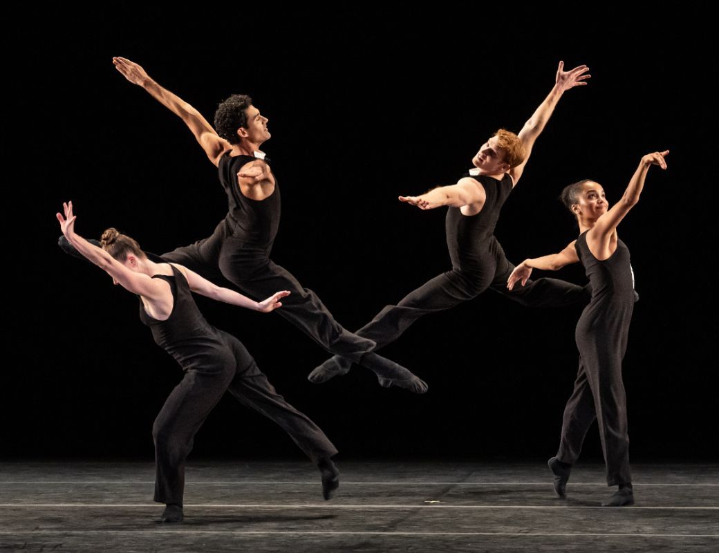 Twyla Tharp Dance Foundation in <i>Diabelli</i> © Steven Pisano