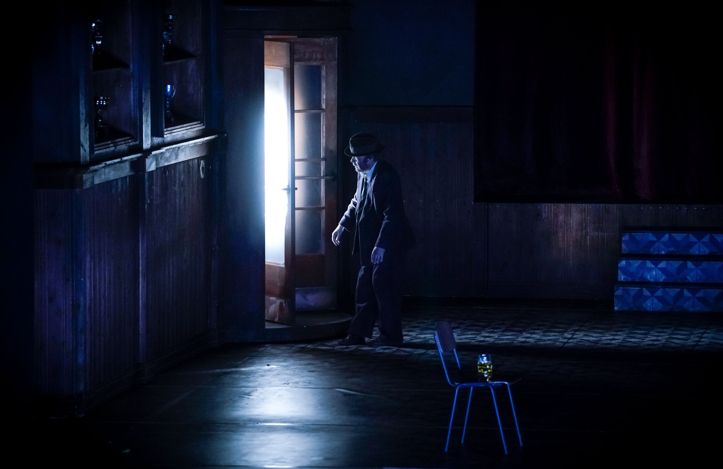 Peter Hoare (Mr Brouček) &copy; Arno Declair