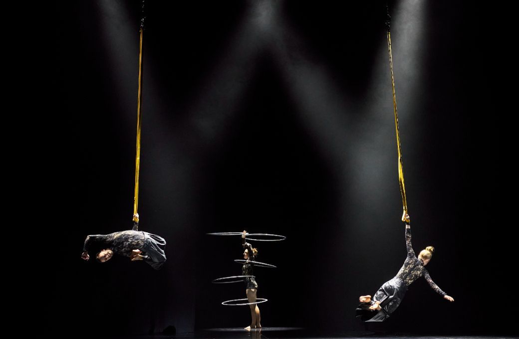 Circa Ensemble in <i>Dido and Aeneas</i> &copy; Keith Saunders