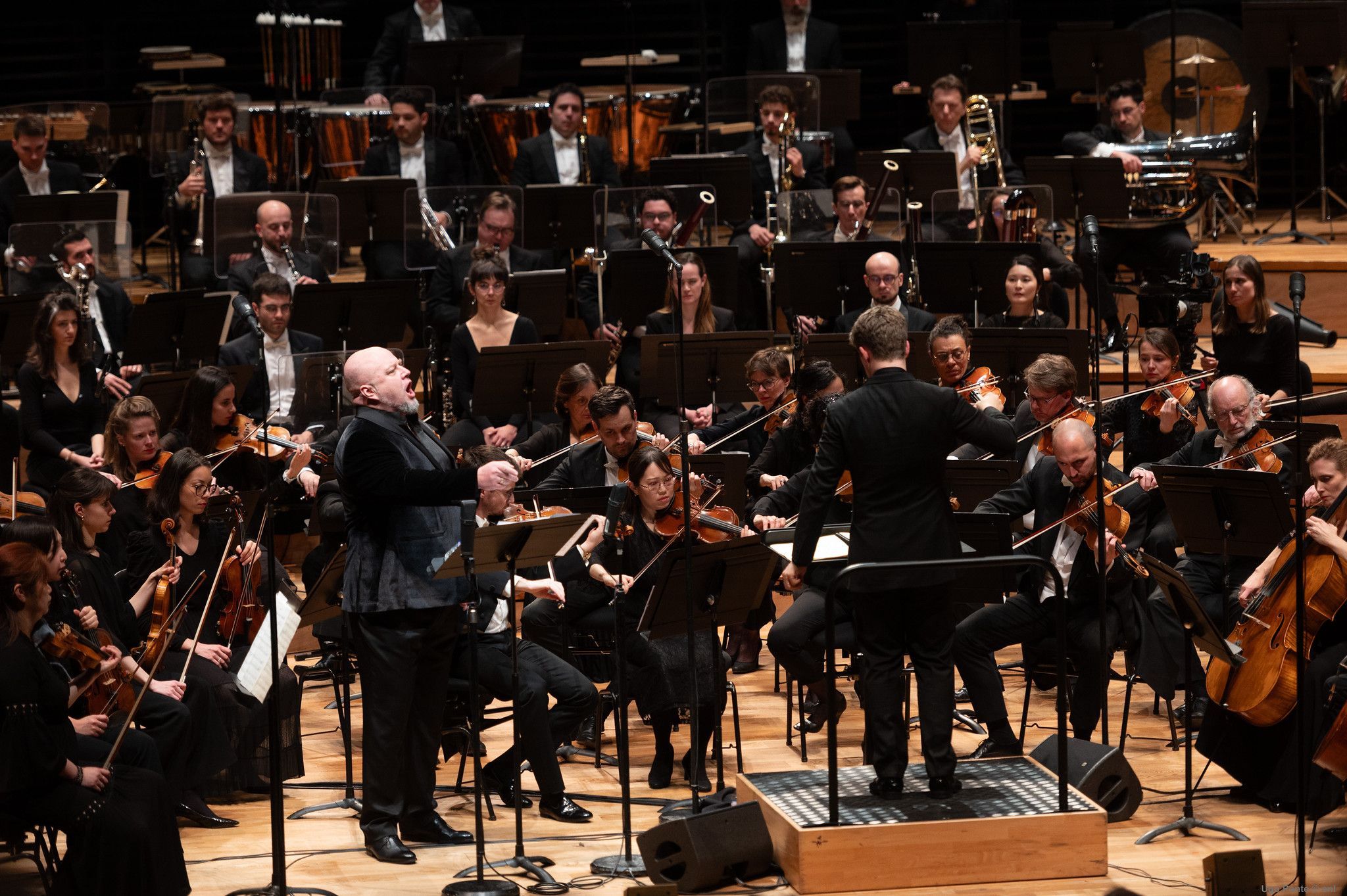 Dmitry Belosselskiy, Joshua Weilerstein et l'Orchestre National de Lille &copy; Ugo Ponte / onl
