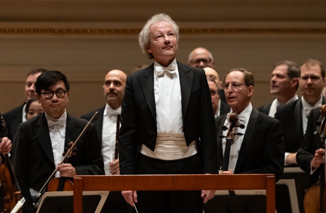 Franz Welser-Möst and The Cleveland Orchestra © Steven Pisano for Bachtrack