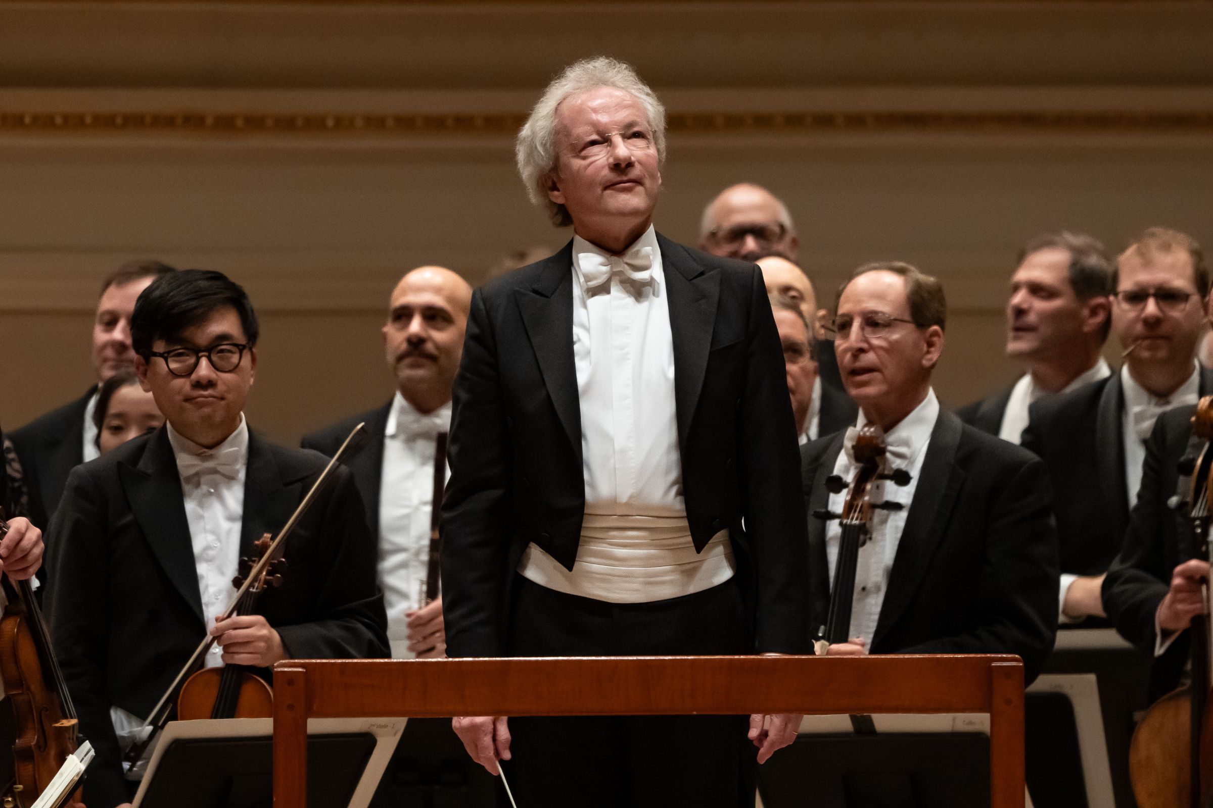 Franz Welser-Möst and The Cleveland Orchestra © Steven Pisano for Bachtrack