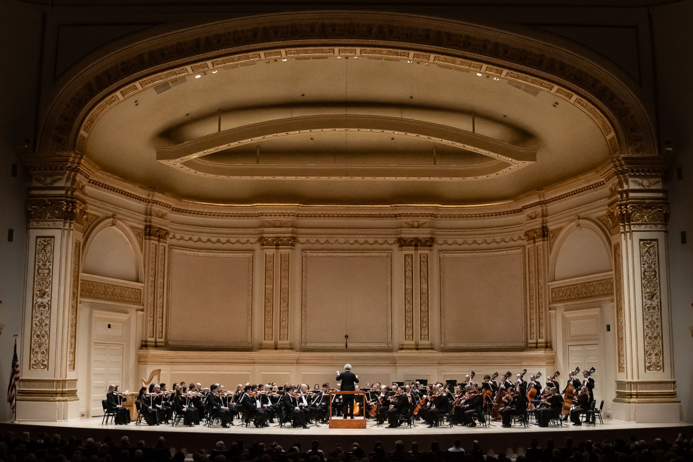 The Cleveland Orchestra in Carnegie Hall © Steven Pisano for Bachtrack