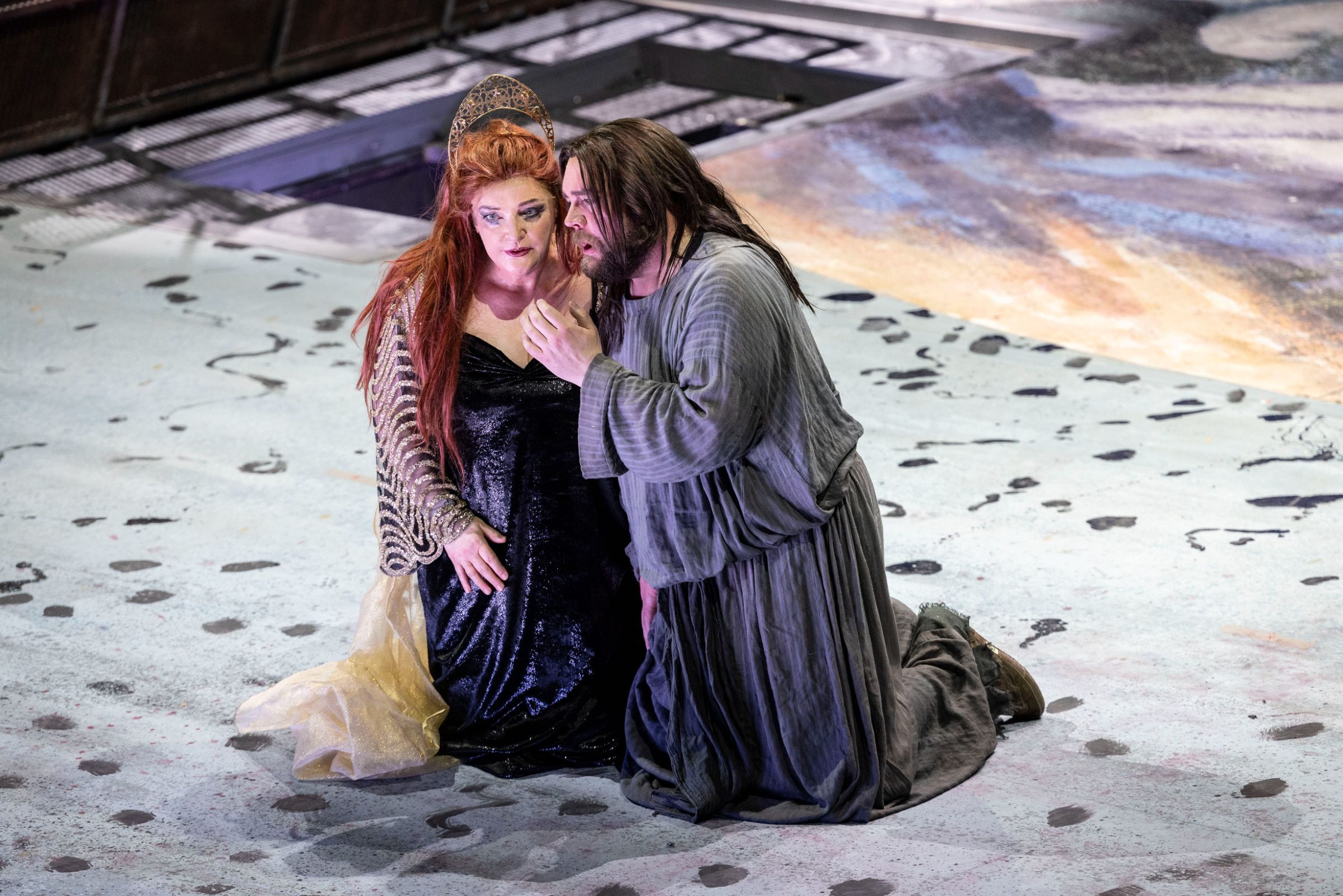 Ricarda Merbeth (Salome) and Brian Mulligan (Jochanaan) © Luciano Romano
