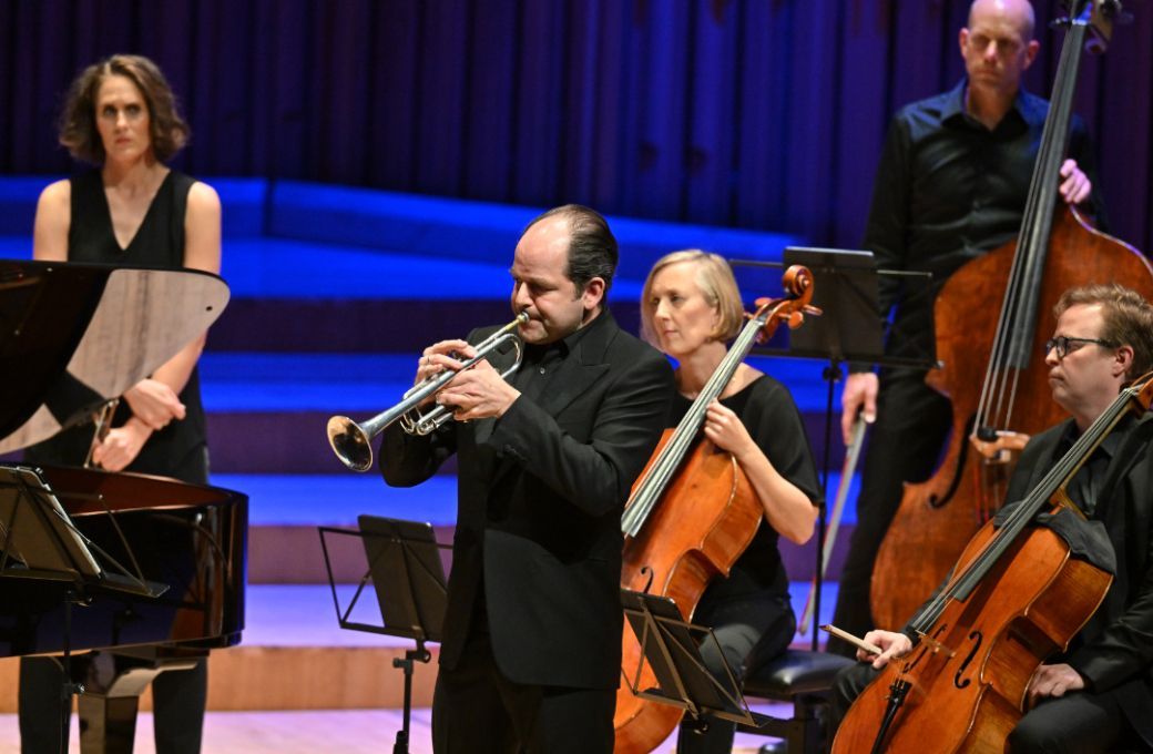 Jeroen Berwaerts and the ACO &copy; Mark Allan | Barbican