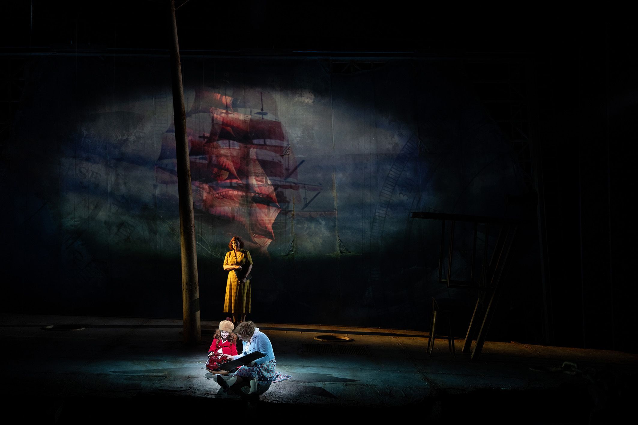 Giselle Allen (Senta) &copy; Patrick Redmond