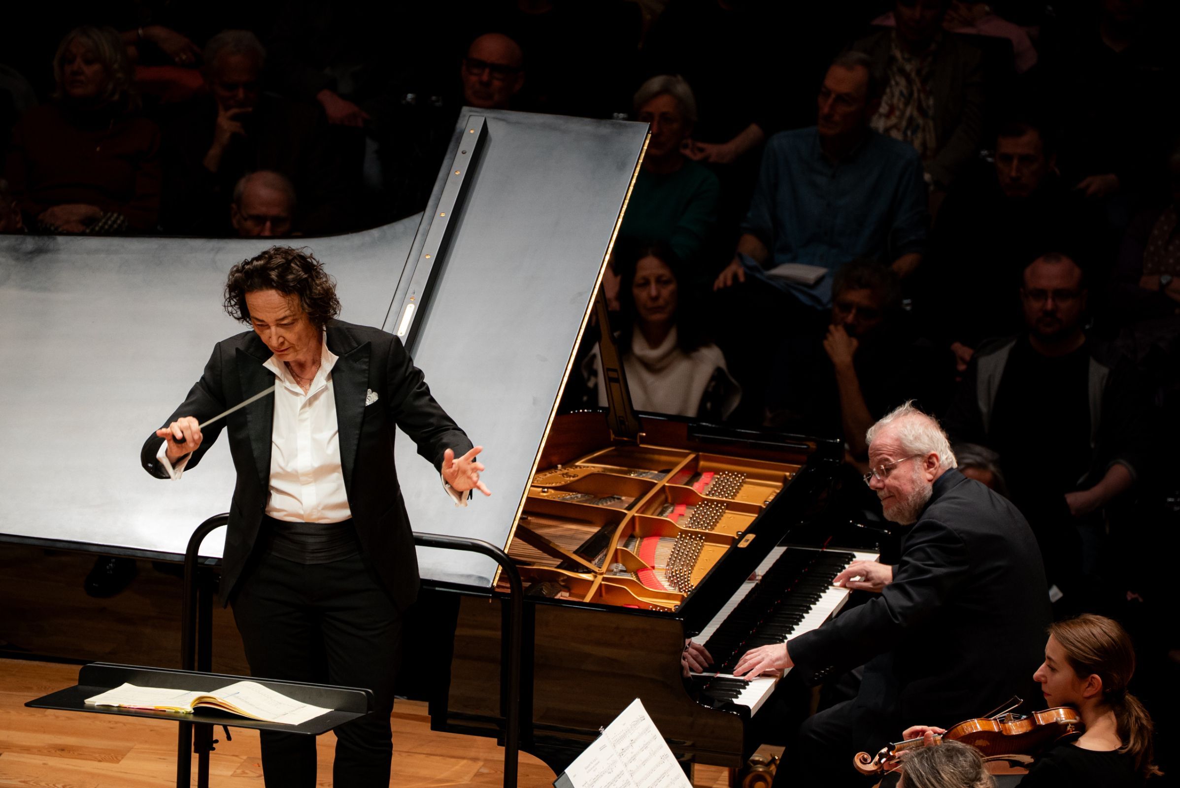 Nathalie Stutzmann et Emanuel Ax face à l'Orchestre de Paris © Maxime Guthfreund