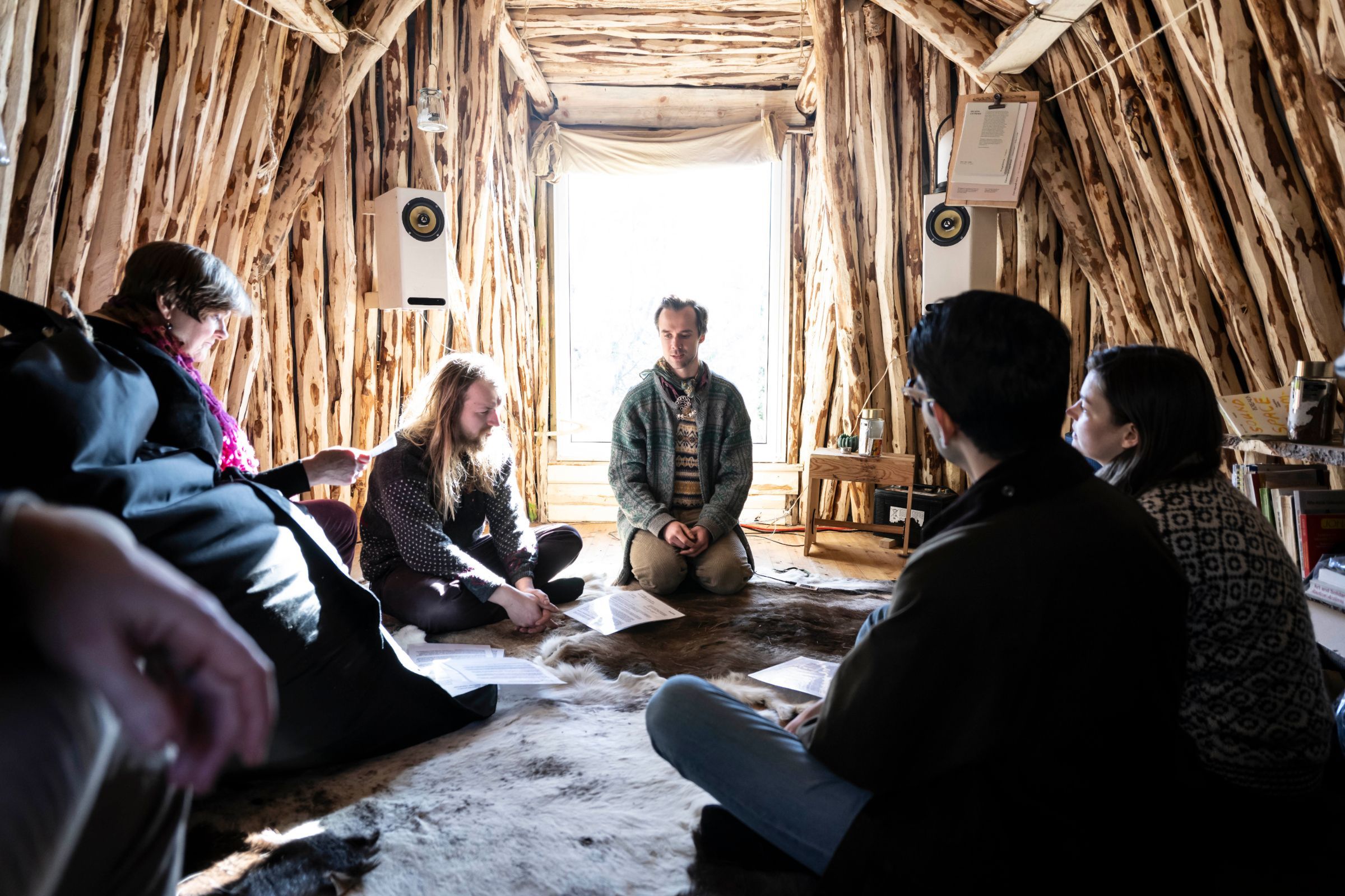 Jiennagoahti (listening hut) &copy; Thor Brødreskift