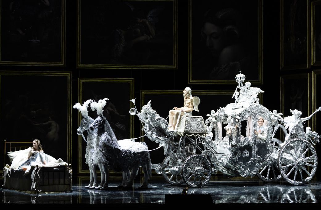 Liv Redpath (Sophie) und Samantha Hankey (Octavian) &copy; Geoffroy Schied