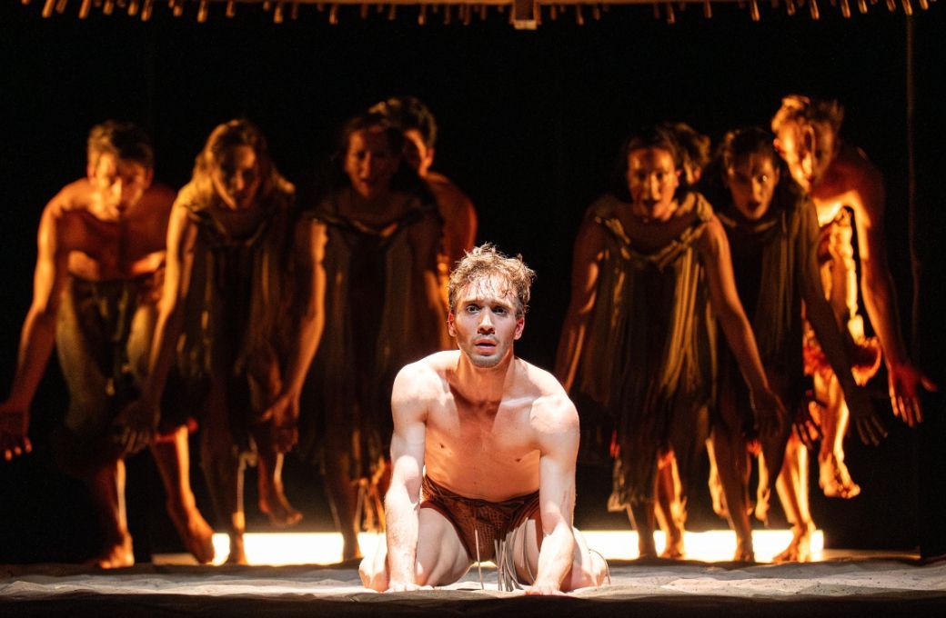 Jo&atilde;o Miranda and Ensemble Ballett am Rhein in <i>Invocation</i> &copy; Altin Kaftira