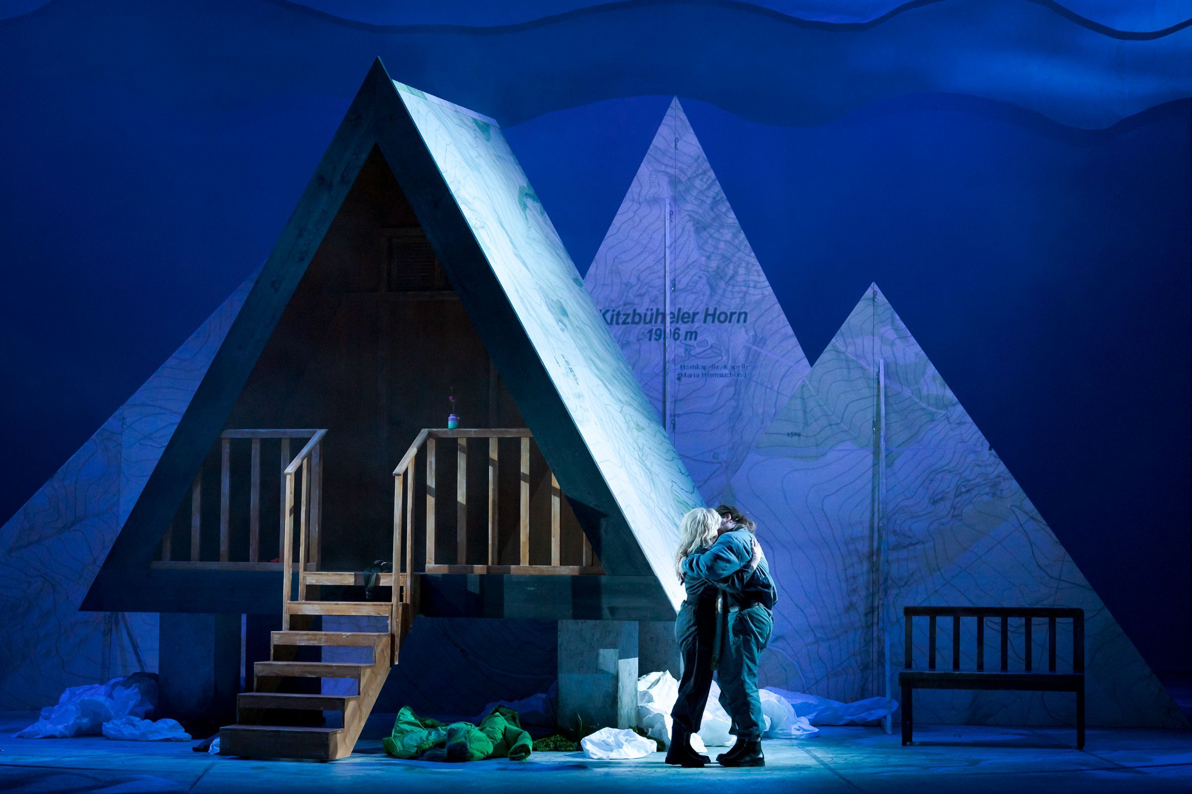 Sieglinde Feldhofer (Elisabeth) und Richard Samek (Kronprinz Georg) &copy; Werner Kmetitsch