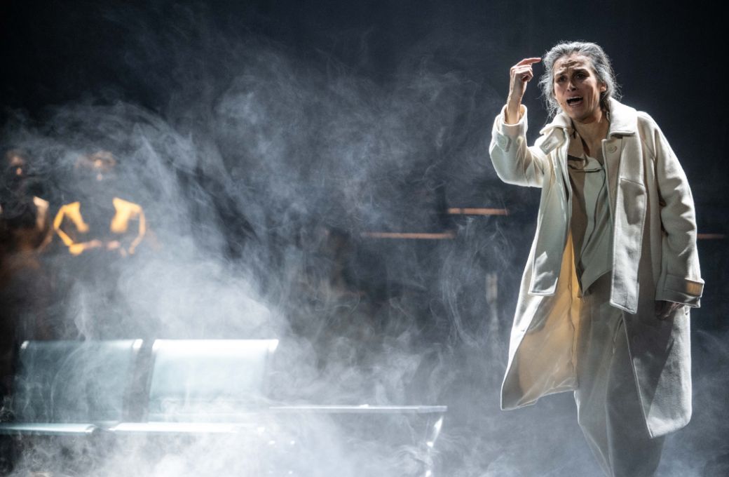 Nadia Amin in <i>Oum</i> &copy; Bart Grietens | Dutch National Opera