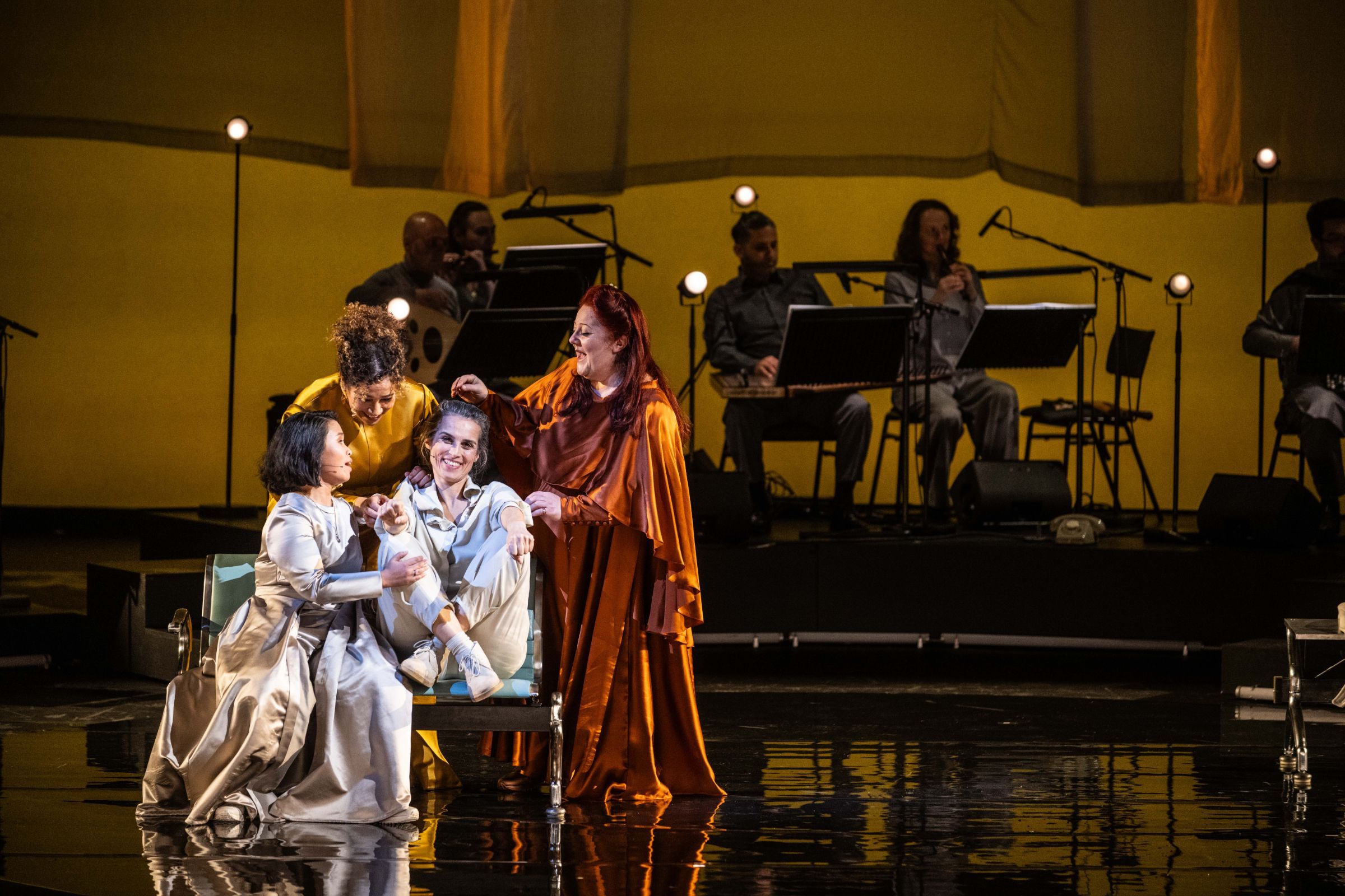 Bushra El-Turk's <i>Oum</i> &copy; Bart Grietens | Dutch National Opera