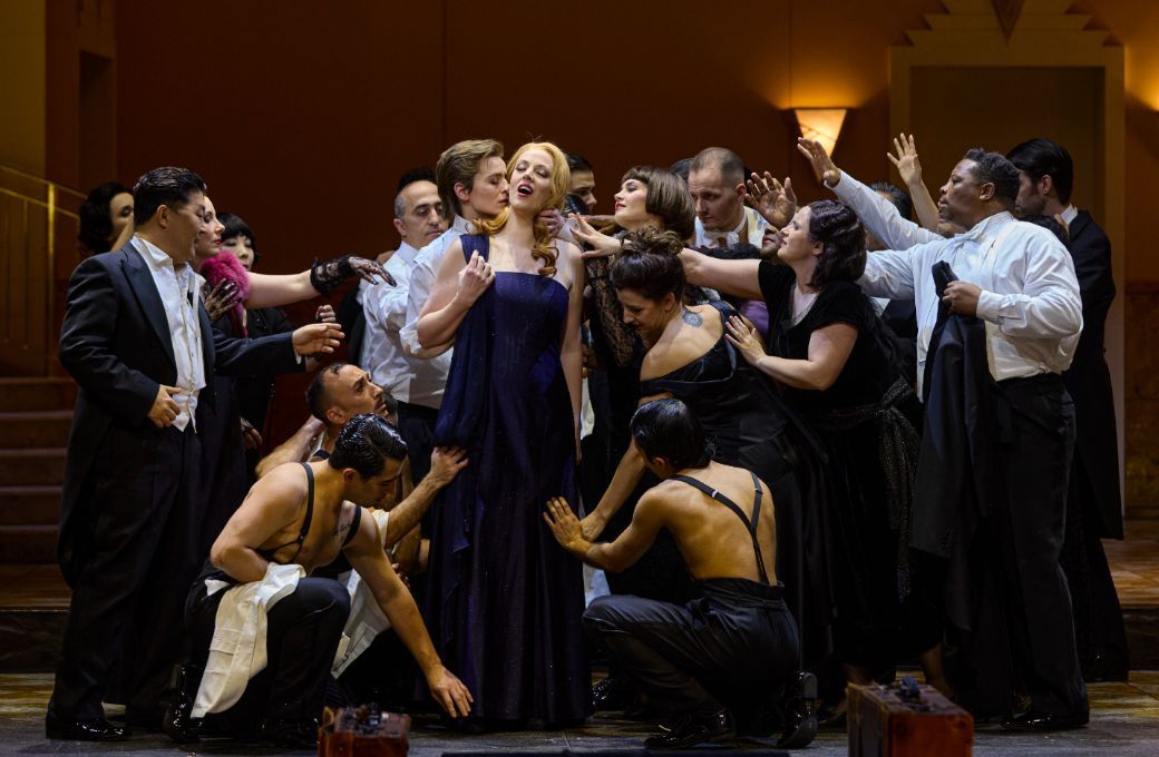 Corinna Scheurle (Ruggiero) und Julia Grüter (Alcina) © Ludwig Olah