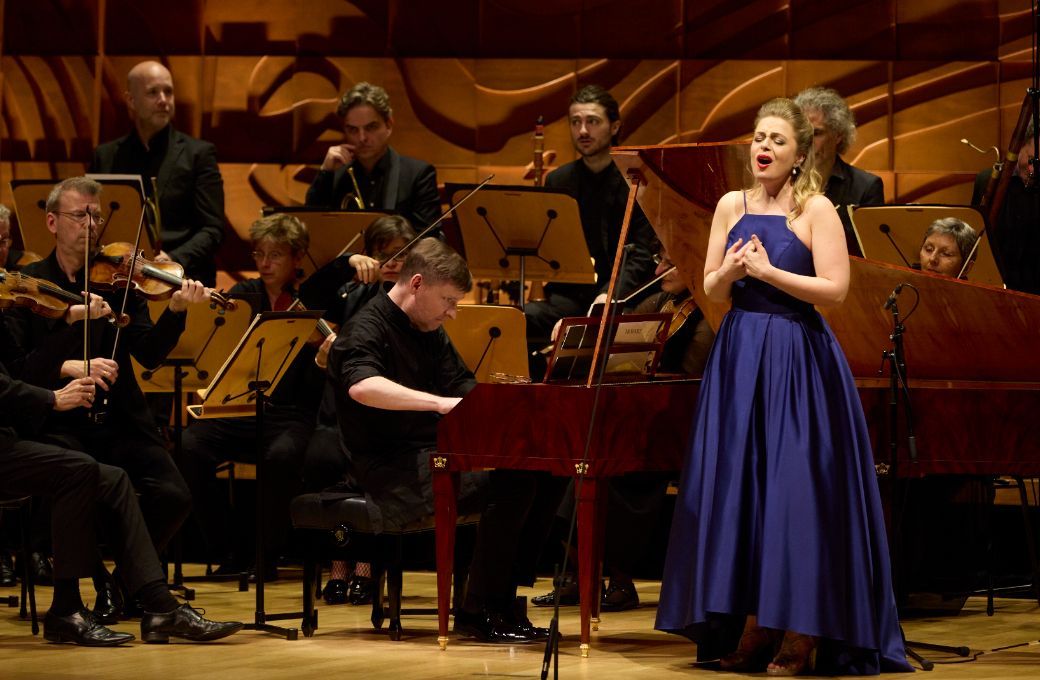 Kristian Bezuidenhout, Siobhan Stagg and the Freiburg Baroque Orchestra &copy; Laura Manariti