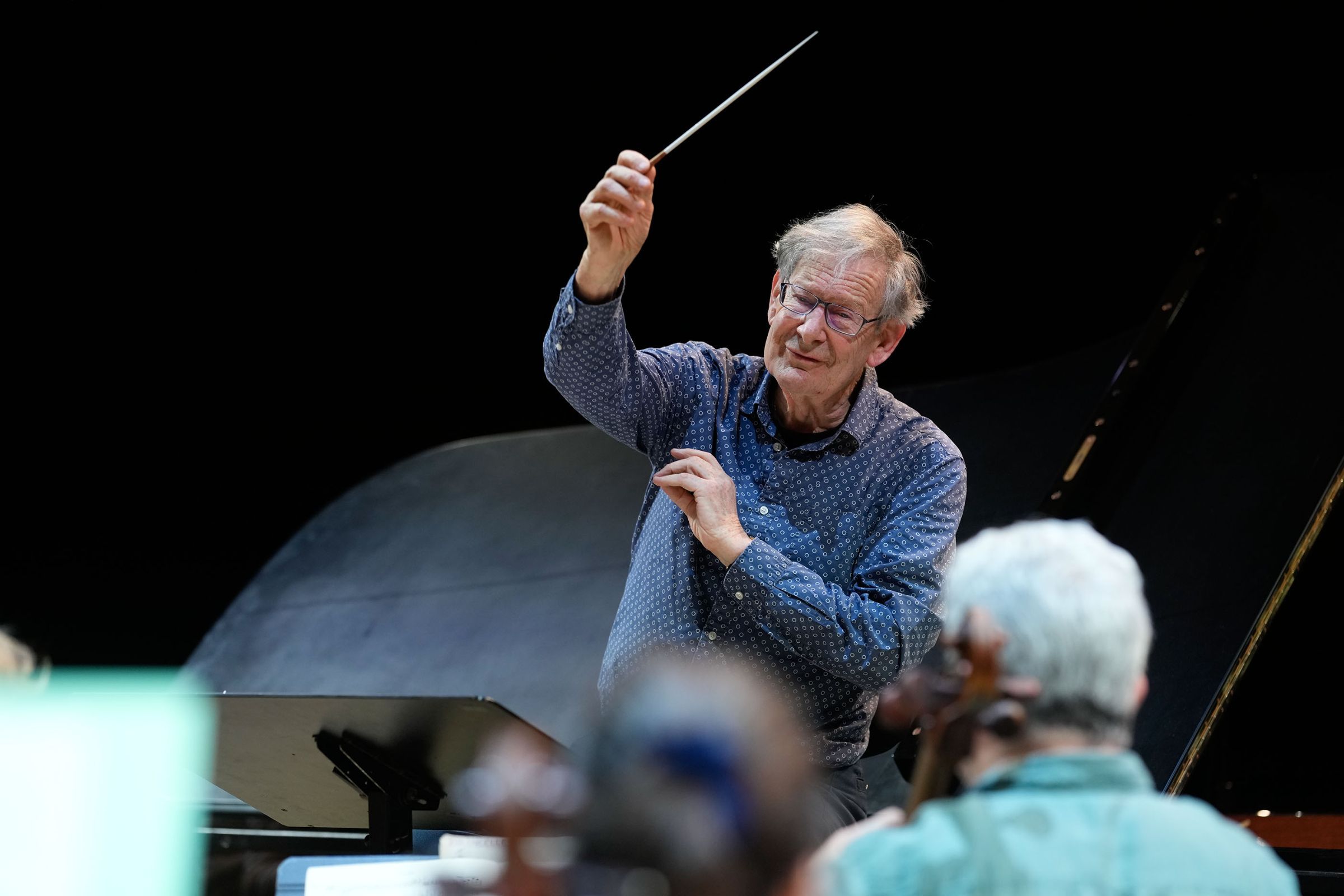 John Eliot Gardiner en répétition avec le Philhar' &copy; Christophe Abramowitz / Radio France