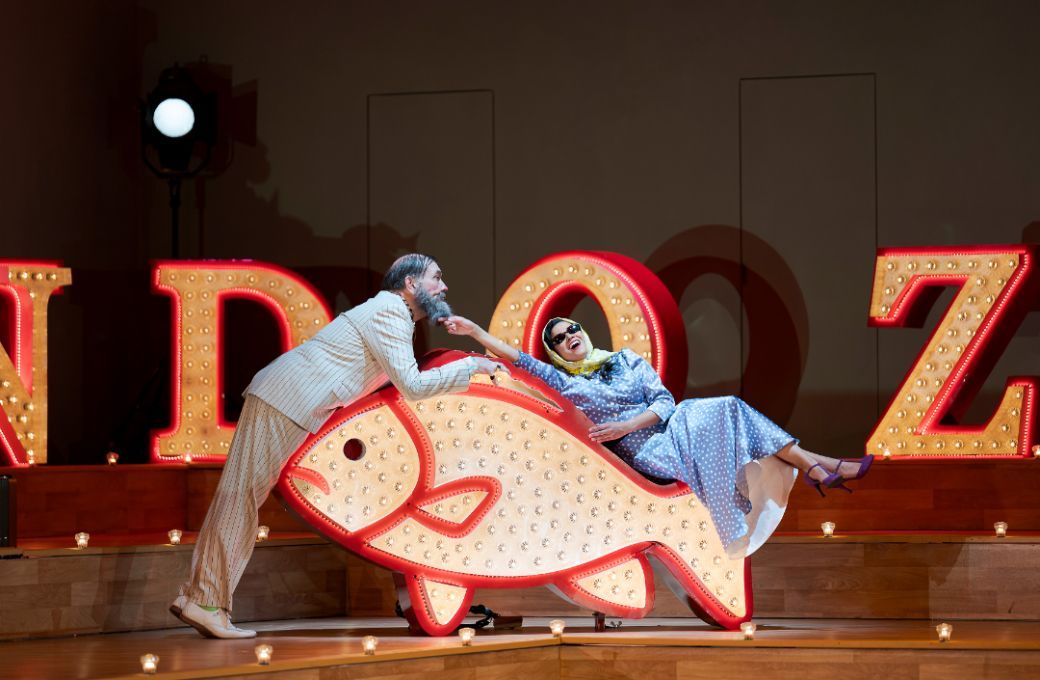 Valery Gilmanov (Mendoza) and Stacey Alleaume (Louisa) &copy; Werner Kmetitsch