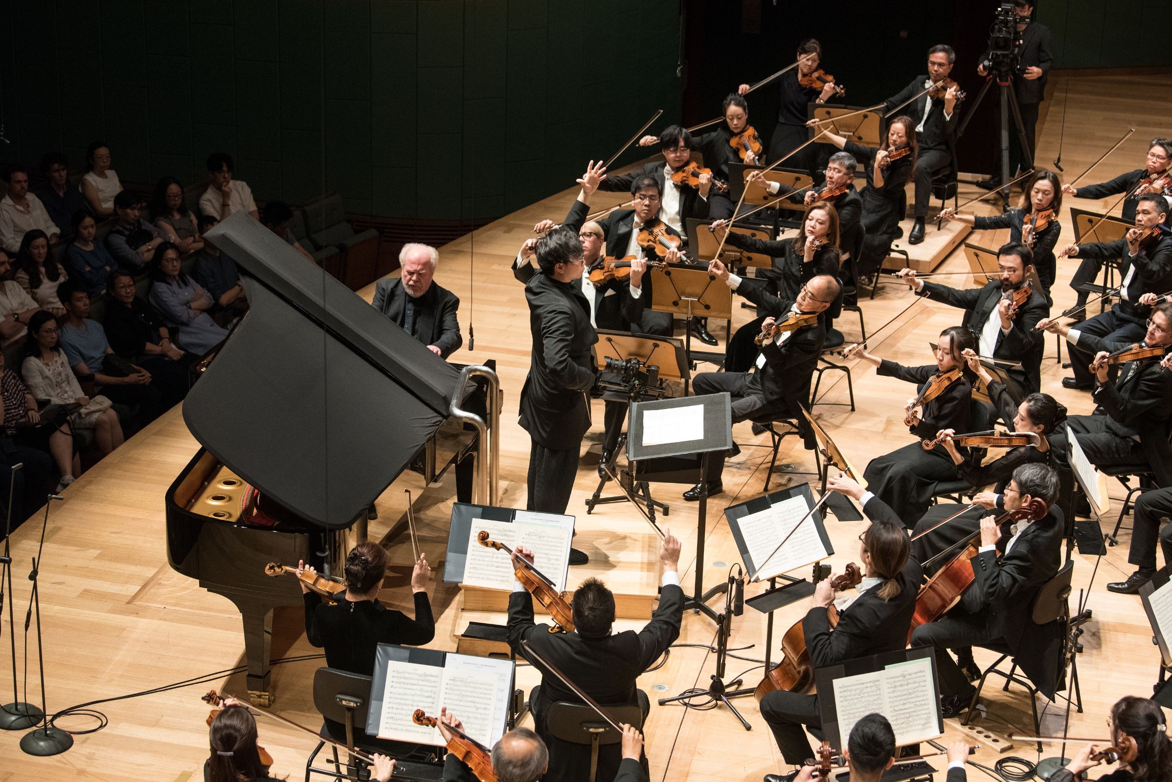 Gerhard Oppitz, Kahchun Wong and the Singapore Symphony Orchestra &copy; Jack Yam | Singapore Symphony Orchestra