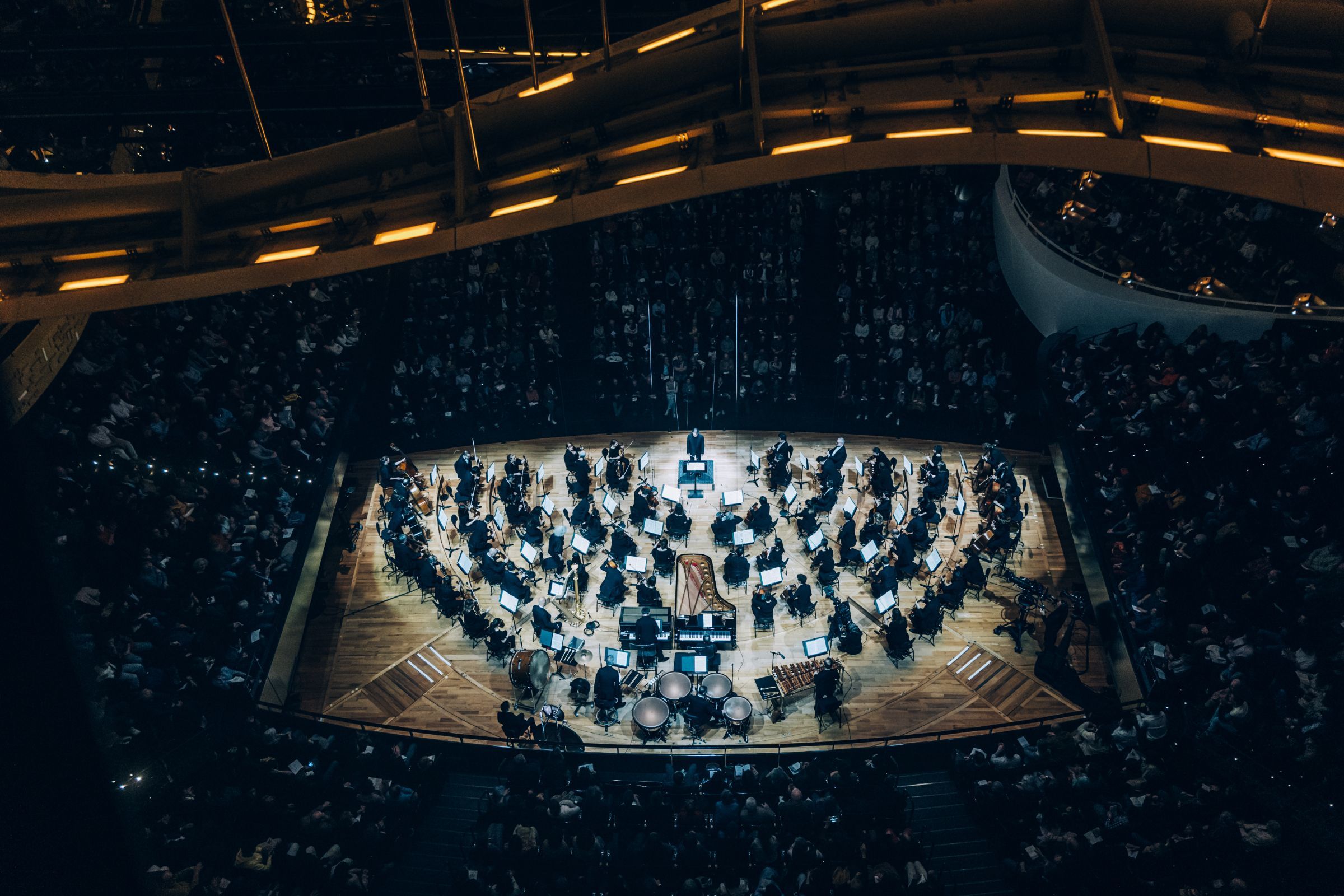 Esa-Pekka Salonen et l'Orchestre de Paris &copy; Ondine Bertrand / Cheeese