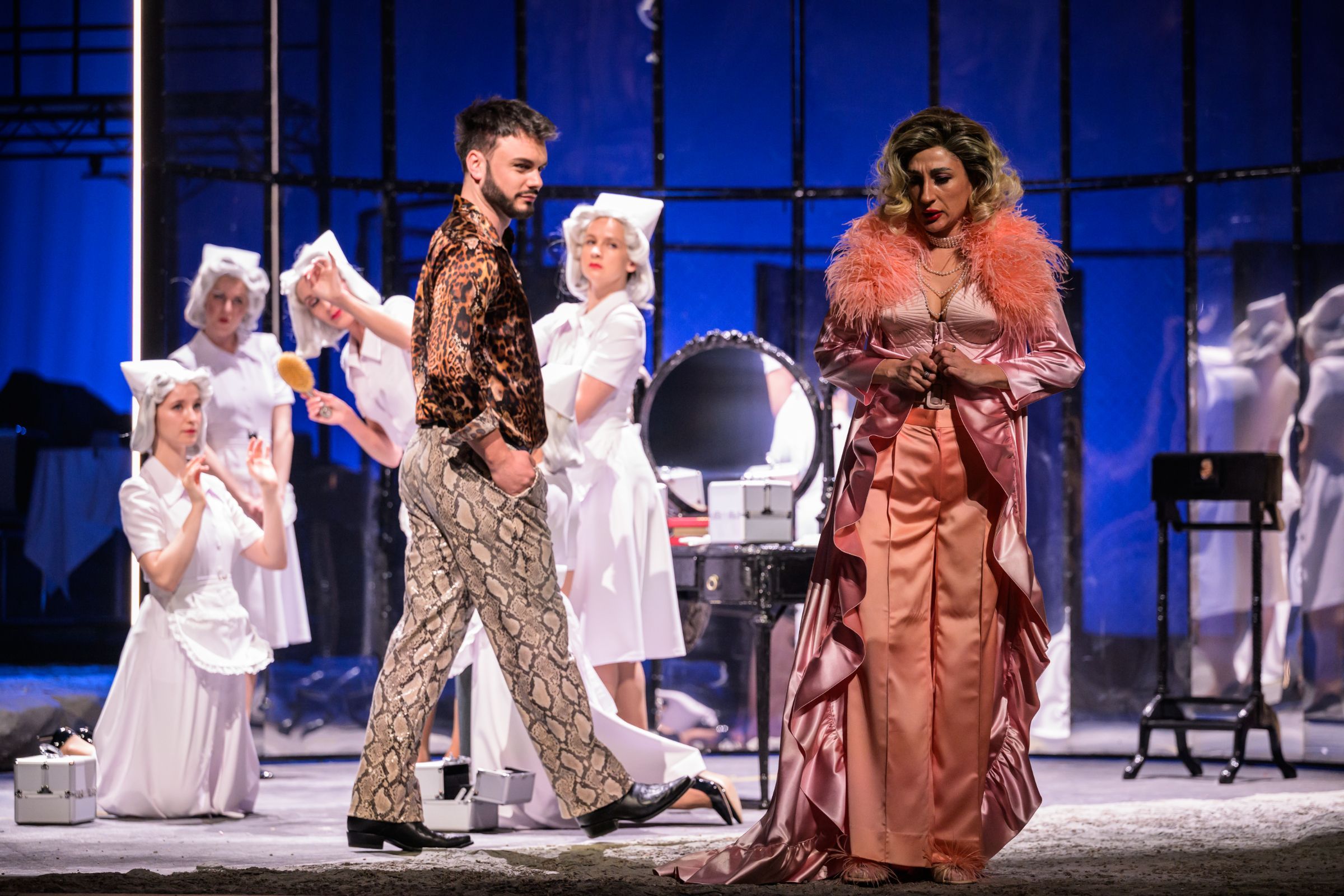 Lukáš Bařák (Lescaut) and Ghiulnara Raileanu (Manon) &copy; Serghei Gherciu