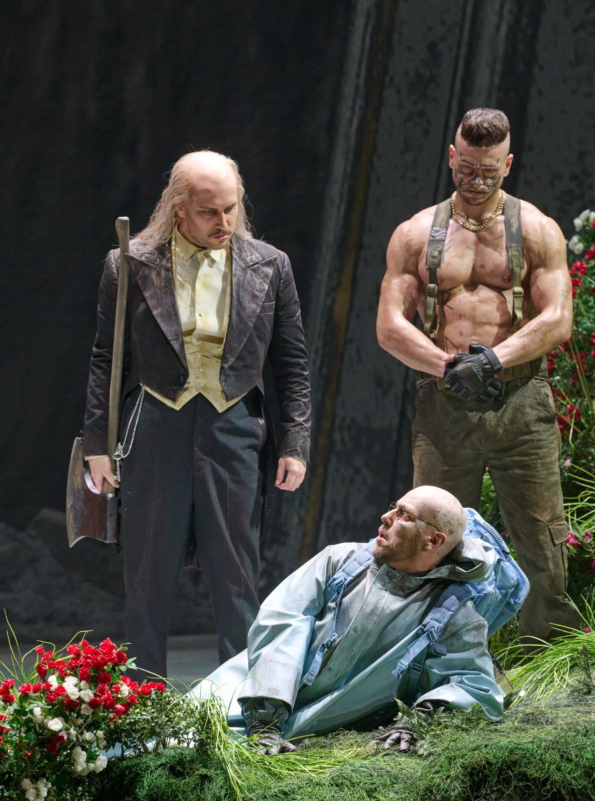 Simonas Strazdas (Bertrand) und Attila Mokus (Ibn-Hakia) &copy; Wiener Staatsoper | Michael Pöhn