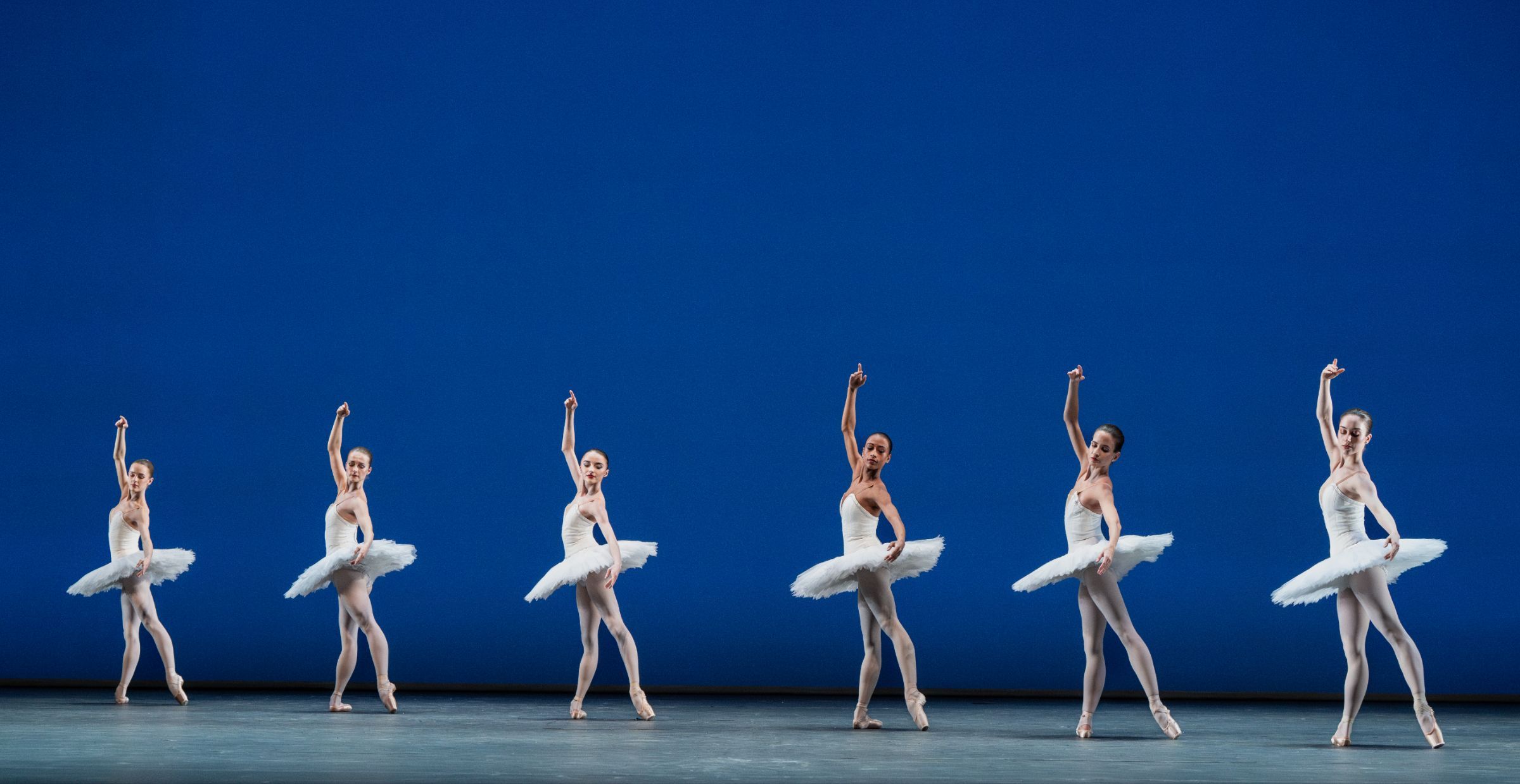 Artists of The Royal Ballet in <i>Symphony in C</i> &copy; Foteini Christofilopoulou