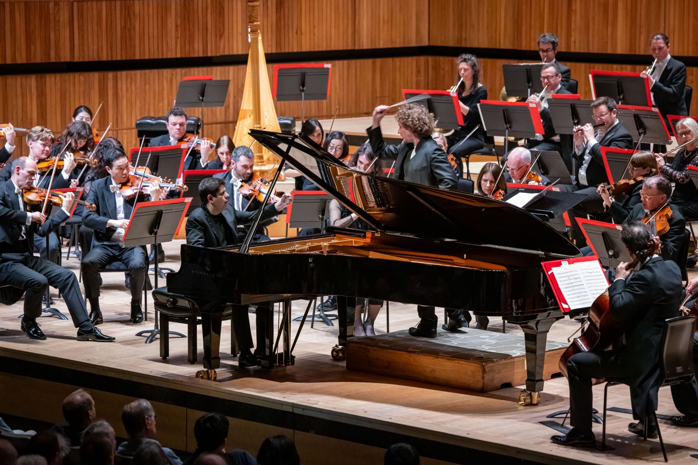 Javier Perianes, Santtu-Matias Rouvali and the Philharmonia &copy; Philharmonia Orchestra | Marc Gascoigne