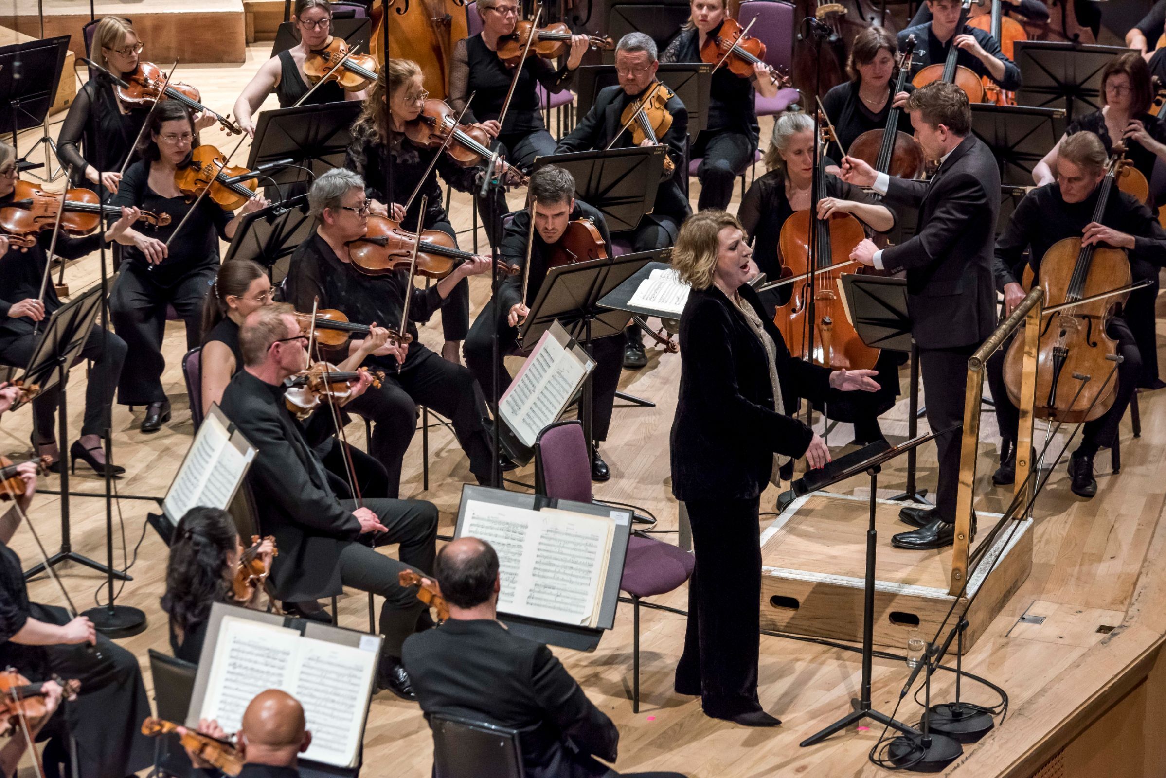 Dame Sarah Connolly, Geoffrey Paterson and the BBC Philharmonic Orchestra &copy; BBC | Chris Payne