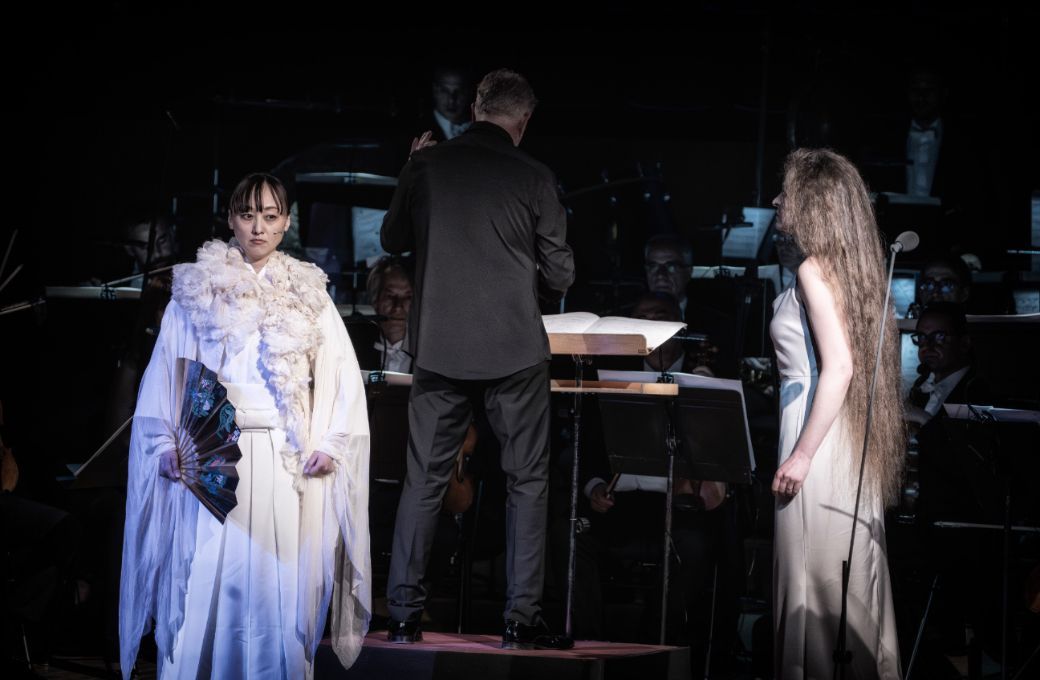 Ryoko Aoki, Christina Daletska, Alexander Liebreich y Orquesta de València &copy; Live Music Valencia