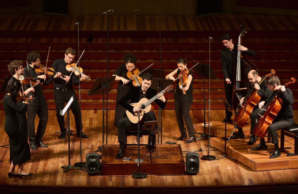 El guitarrista Miloš Karadaglić y la Orquesta Da Camera en el Palau de la Música © Mario Wurzburger | Ibercamera