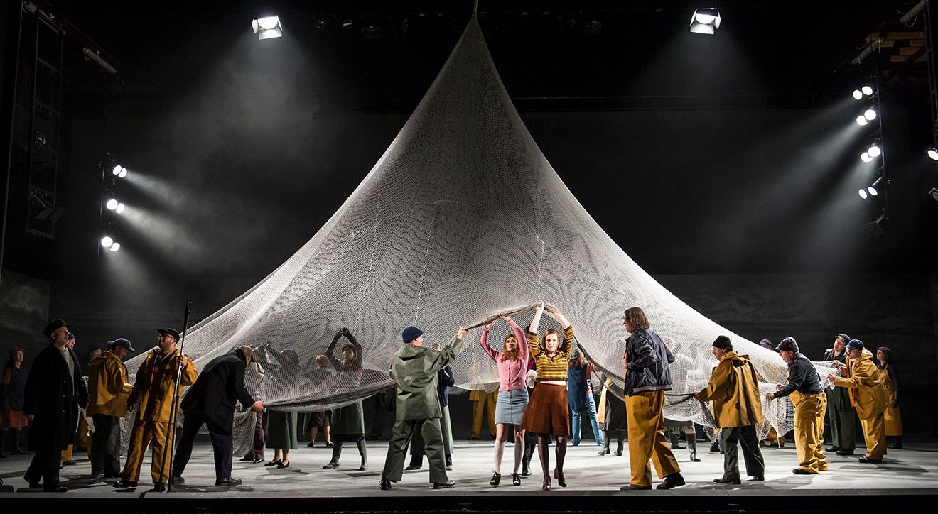 Performance of Britten's <i>Peter Grimes</i> © Bill Cooper
