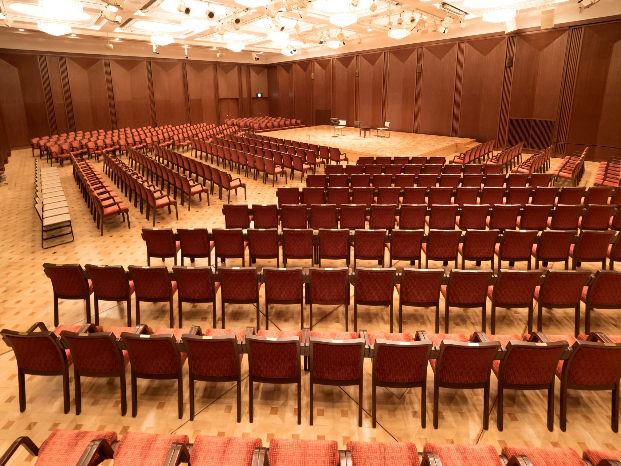 Suntory Hall: Blue Rose Hall &copy; Suntory Hall
