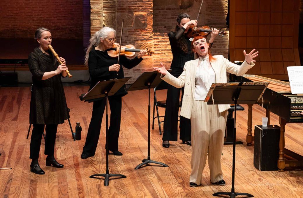 Patricia Petibon et l'Ensemble Amarillis &copy; Monique Boutolleau / Les Arts Renaissants