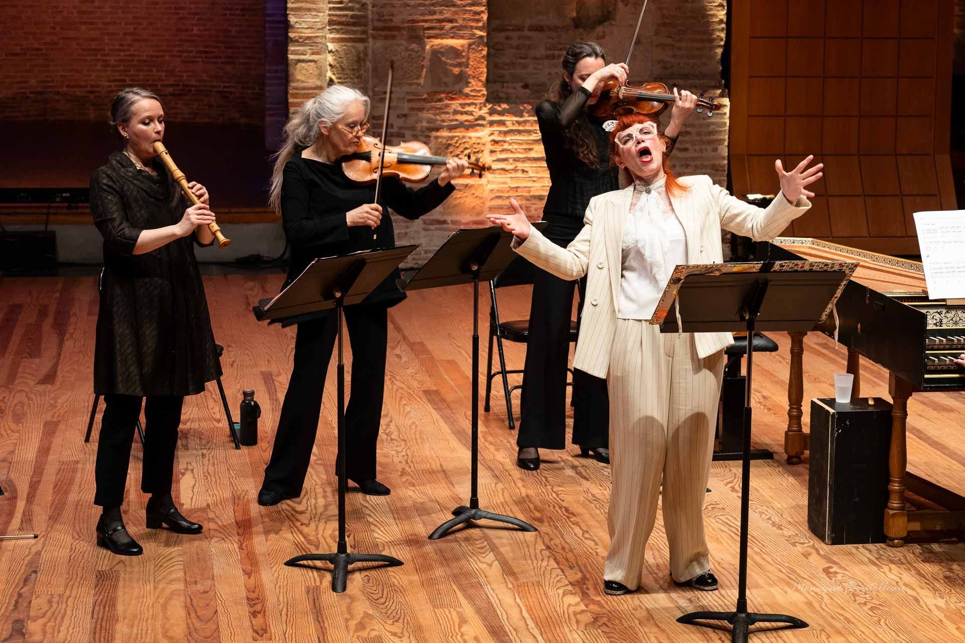 Patricia Petibon et l'Ensemble Amarillis &copy; Monique Boutolleau / Les Arts Renaissants