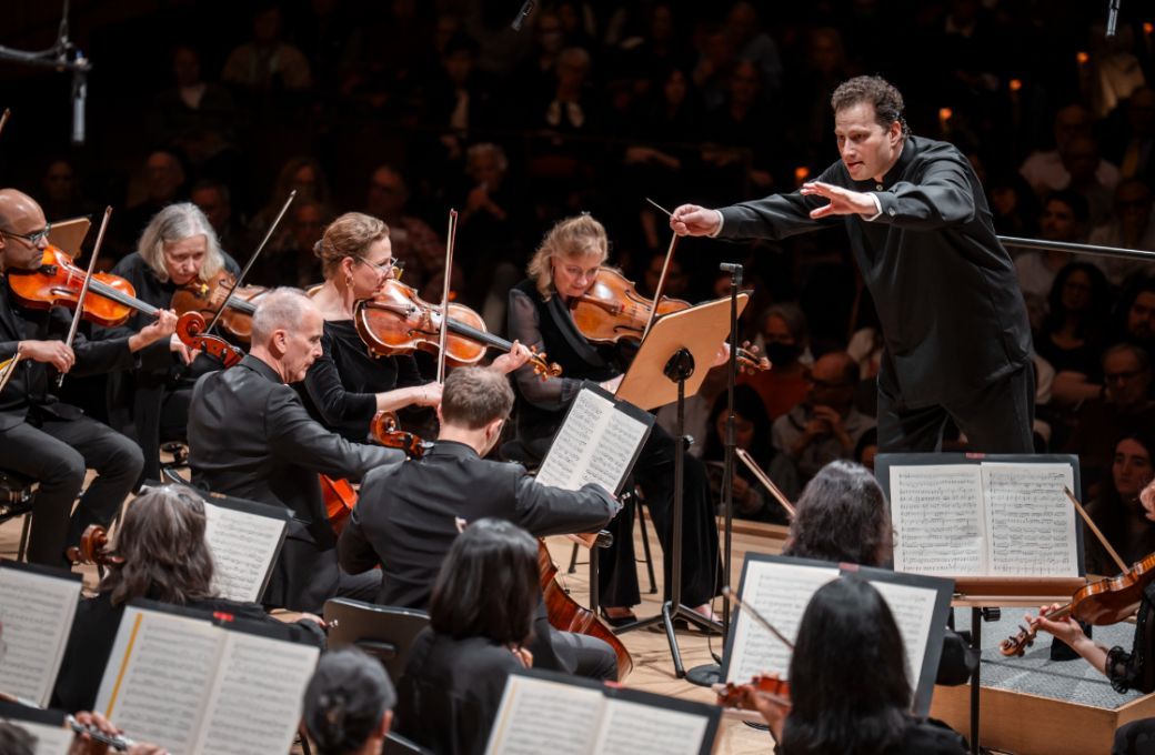 Nikolaj Szeps-Znaider conducts the New York Philharmonic © Chris Lee