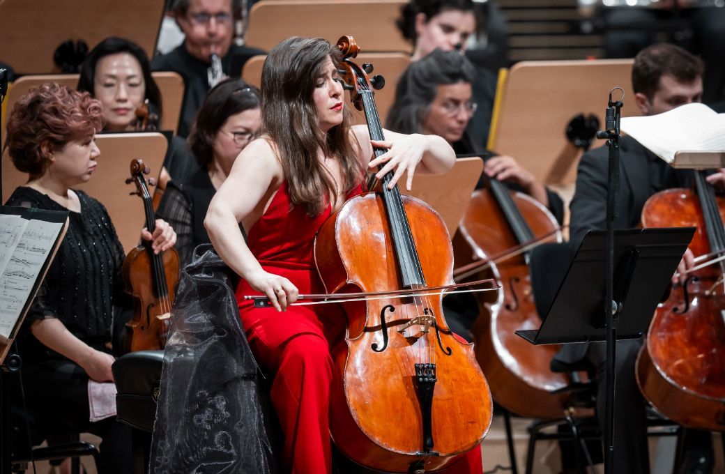 Alisa Weilerstein and the New York Philharmonic © Chris Lee