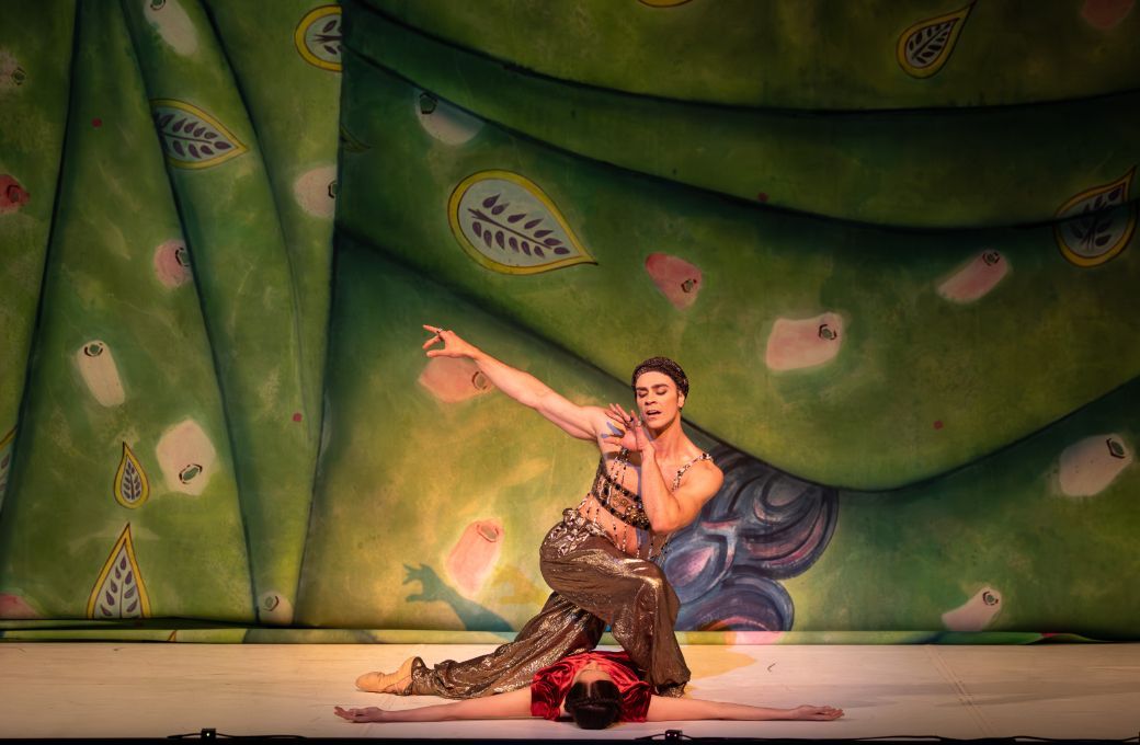 Jake Mangakahia and Grace Carroll in John Neumeier's <i>Nijinsky</i> &copy; Daniel Boud