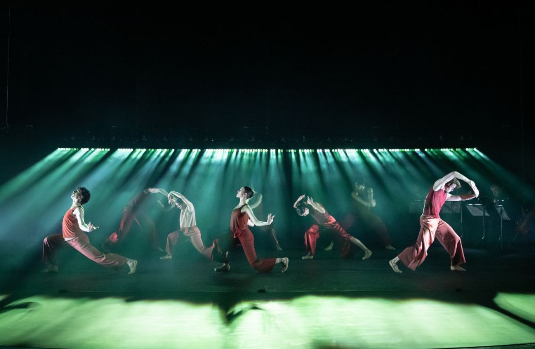 McNicol Ballet Collective in Andrew McNicol's <i>Liquid Life</i> &copy; Photography by ASH