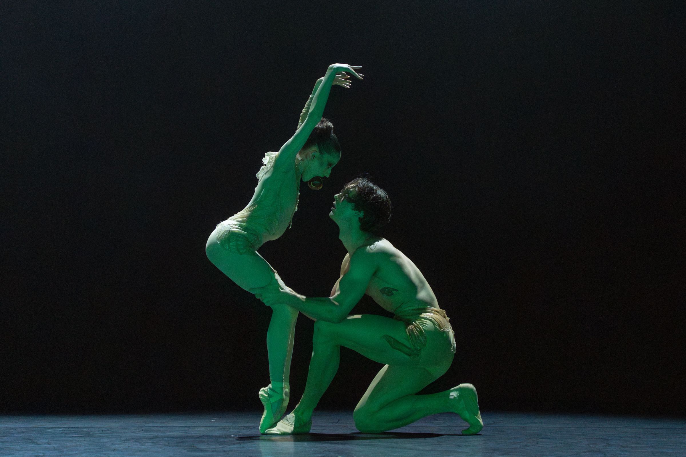 The Royal Ballet in Marcelino Sambé's <i>Almost Human</i> © Andrej Uspenski