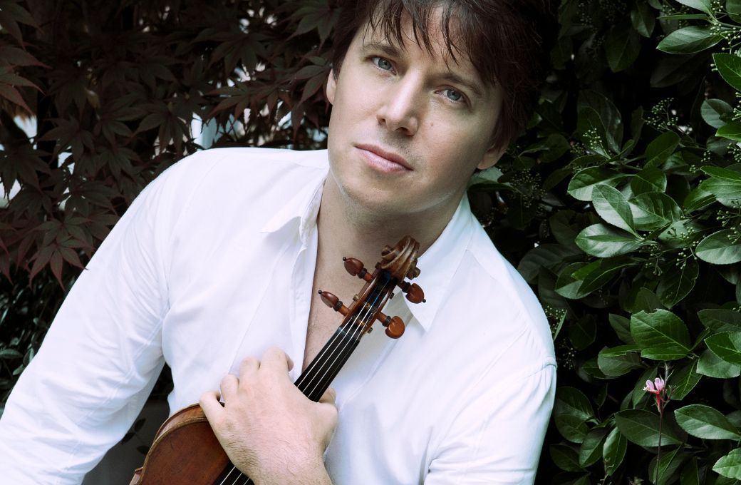 Joshua Bell &copy; Lisa Marie Mazzucco