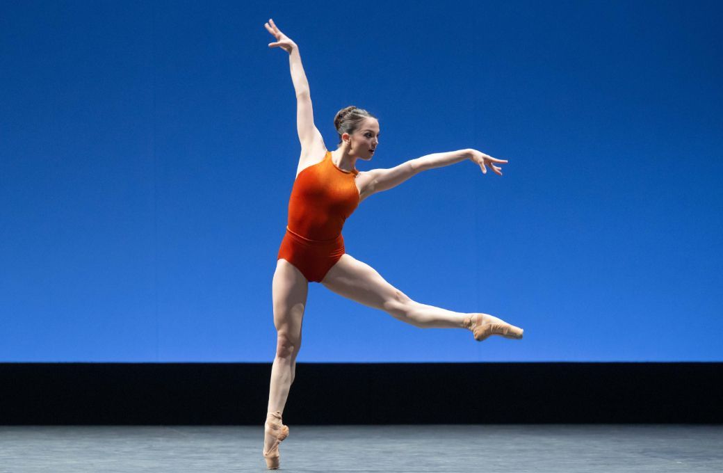 Ivana Bueno in William Forsythe's <i>Herman Schmerman</i> &copy; Photography by ASH