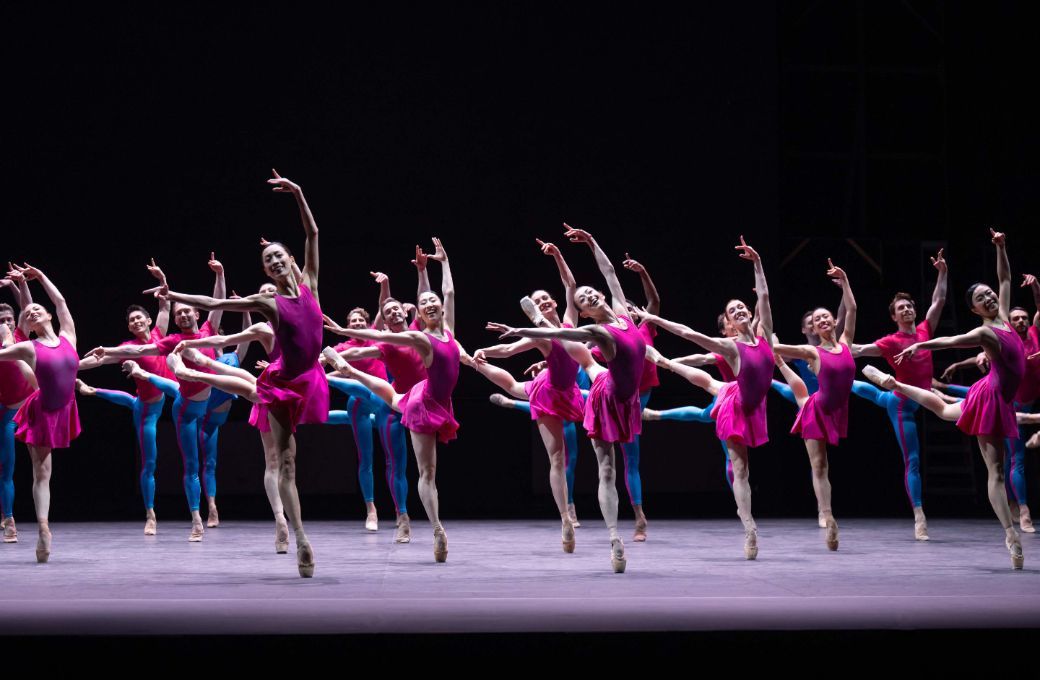 English National Ballet in William Forsythe's <i>Playlist (EP)</i> &copy; Photography by ASH