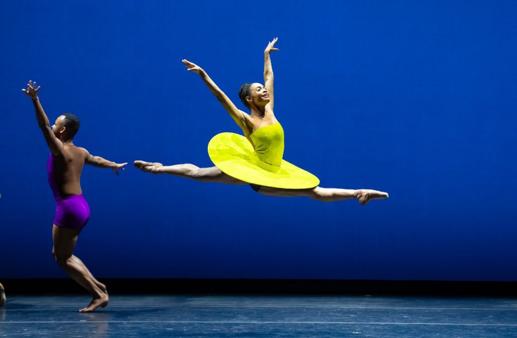 Alexandra Hutchinson and David Wright in <i>The Vertiginous Thrill of Exactitude</i> &copy; Steven Pisano
